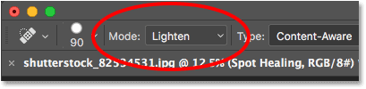 با تغییر حالت ترکیبی برس از Normal (تنظیم پیش‌فرض) به Lighten، نتایج بهتری دریافت خواهید کرد. گزینه Blend Mode در نوار گزینه ها یافت می شود